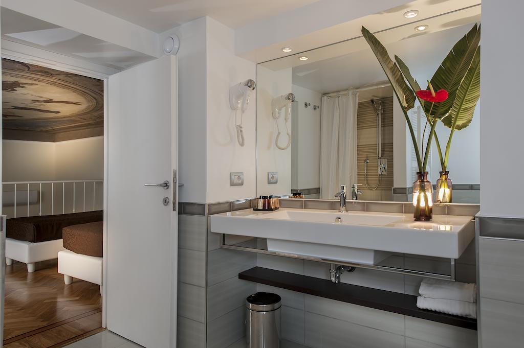 Dve Suite Rom Zimmer foto